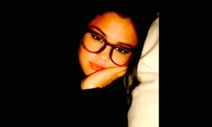 SELENA GOMEZ GAFAS