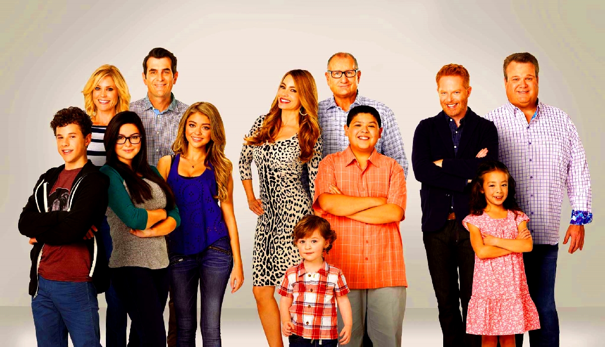 MODERN FAMILY - Súper Modern Family