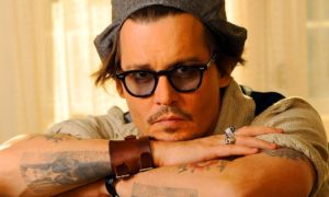 DEPP 300x180 - Depp: Extraño Rol