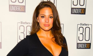 ASHLEY GRAHAM 300x180 - Ashley No Es 'Talla Grande'