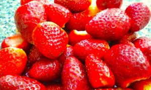 FRESAS 300x180 - Crocante ¡De Fresas!