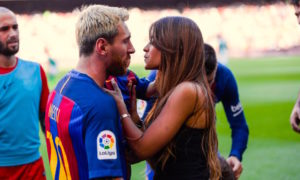 MESSI Y ANTONELLA besos 300x180 - Messi y Antonella Se Casarán