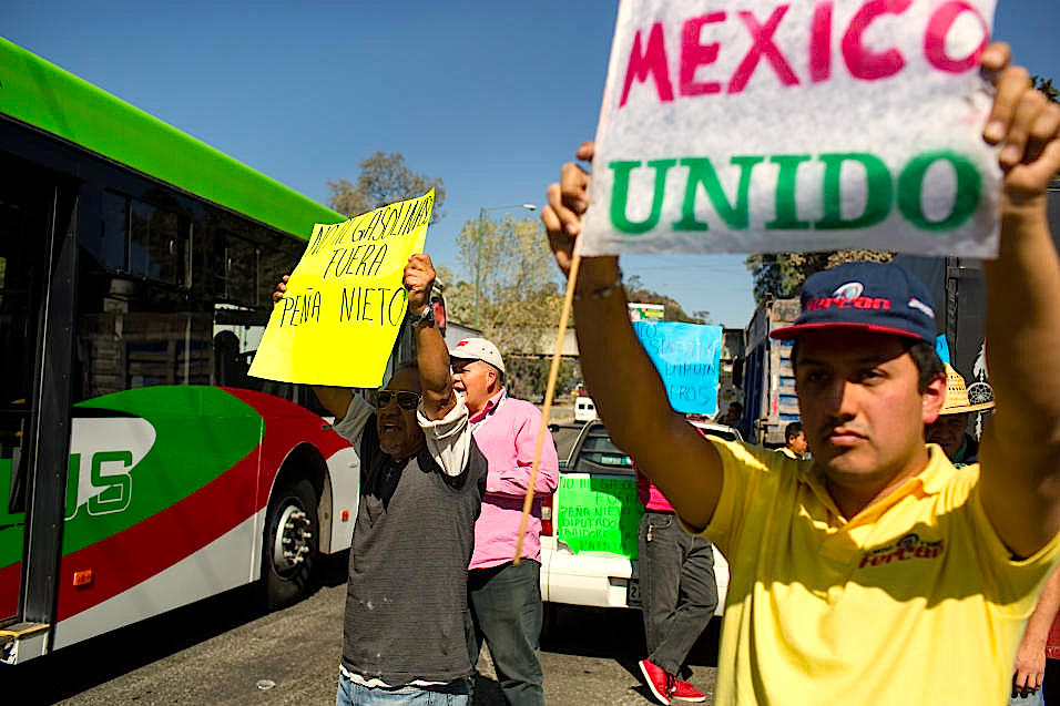 frontera tijuana - Protestas En Tijuana