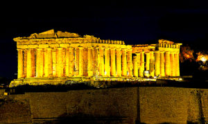 parthenon night view 300x180 - ¿Cuánto Cuesta Atenas?