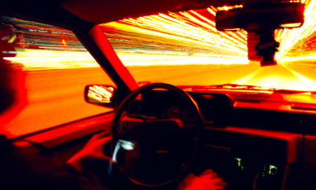 MOVIL Y CARRO 450x270 - Impacto Del Móvil Al Volante