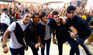 CNCOMeetGreetFansMiamiInternationalMallDh2SZakhdqDl 300x180 - CNCO ¡En Puerto Rico!