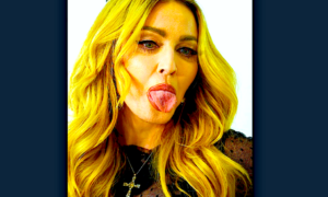 MADONNA LENGUA 1000x600 1 300x180 - Madonna Odia la Pepsi