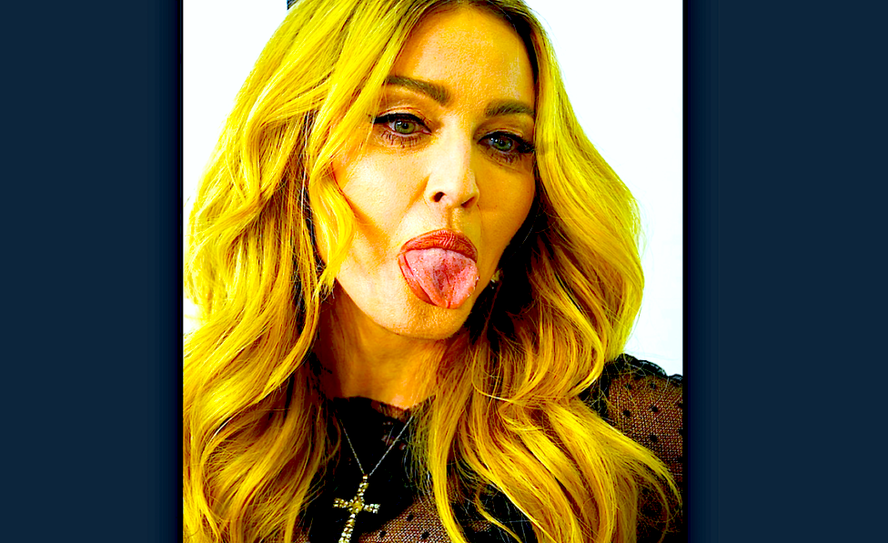 MADONNA LENGUA 1000x600 1 - Madonna Odia la Pepsi