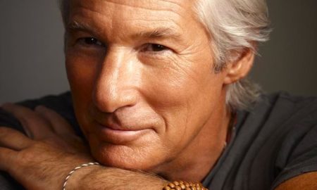 RICHARD GERE 450x270 - Richard Gere Culpa a China Por vetarlo