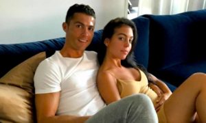 RONALDO Y GEORGINA 300x180 - ¿Está Cristiano Esperando Su Primer Hijo Con Georgina?