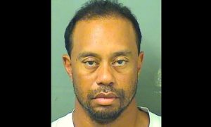 TIGER WOOD 02 tiger woods mugshot super 169 300x180 - Tiger Woods Se Disculpa Después De Su Arresto