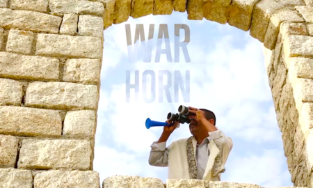 WAR HORN 450x270 - Conoce Al Héroe Del Cuerno De Guerra En Yemen