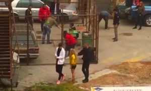 shakira pique 300x180 - Shakira y Piqué Graban Vídeoclip