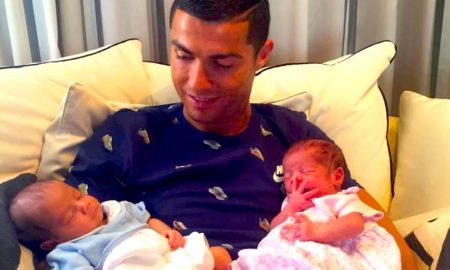 CRIS MELLIZOS 450x270 - ¡Cristiano Ronaldo Presenta a Sus Mellizos!