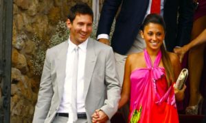 LAVANGUARDIA G 12662004766 156 khrE U42473693409VB 992x558@LaVanguardia Web 300x180 - Messi No Invita a Todo El Barça a Su Boda