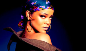 rihanna 300x180 - Rihanna Aconseja a Un Fan Con El Corazón Roto