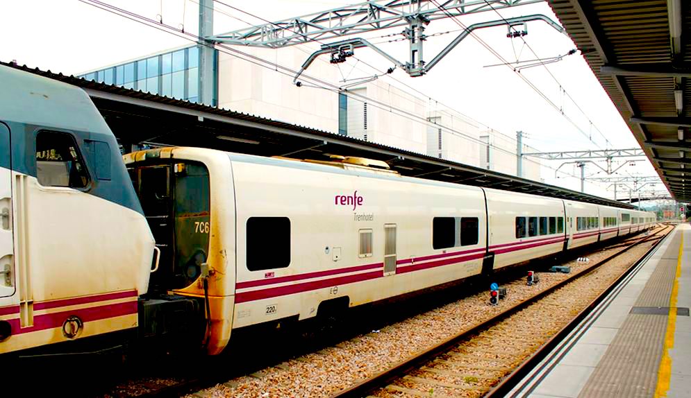 tren del peregrino charmartin santiago vivir el tren - Tren de Problemas