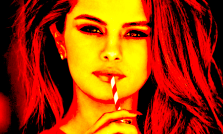 SELENA FETICHE 1000x600 1 450x270 - Selena Fetiche