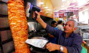 france kebab 3 300x180 - ¿Por Qué Marssella le Hace La Guerra Al Kebab?
