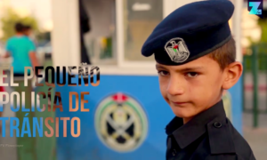 policia 300x180 - El Pequeño Policía De Tránsito En Gaza