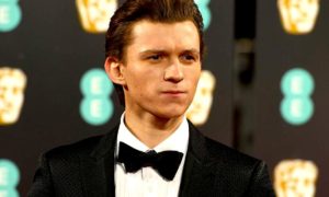 tom holland 300x180 - Tom Holland: Michael Keaton Es Terrorífico