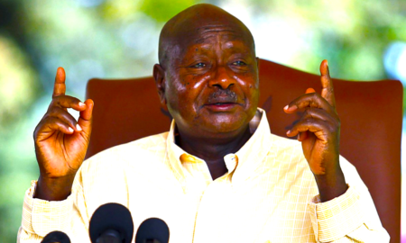 Yoweri Museveni.jpg 450x270 - En Uganda Se Duda De La Edad De Su Presidente