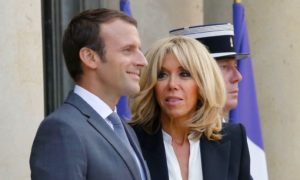 brigitte macron.jpg.size .custom.crop .1086x721 300x180 - Brigitte Macron: ¿La Última Dama De Francia?