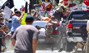 charllottesville 300x180 - Charlottesville Sangró De Puro Racismo