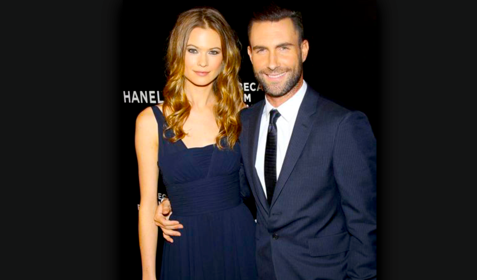 pareja - Adam Levine y Behati Compran Casita