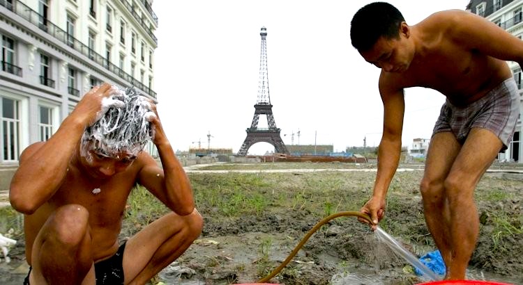 paris 750x410 - Sin Derecho A Nada: Indigentes En Francia
