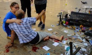 sangre en barcelona 300x180 - Al Menos 14 Muertos En Ataque Terrorista En Barcelona