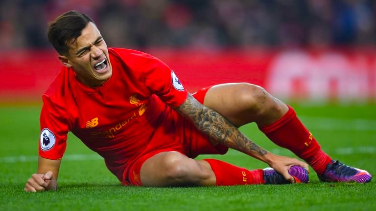 skysports coutinho liverpool sunderland injured injury 3840350 - Era Puro Teatro: Coutinho Sin Lesión y Se Va Al Barça