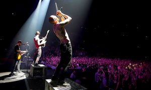 LINKIN 300x180 - Linkin Park En Homenaje A Chester Bennington