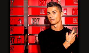 cristianon Casual 300x180 - Cristiano Lanza Su Perfume CR7 'Casual'