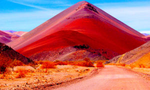 d05c42ccd3bd7b9735af4d56982829ee 300x180 - Atacama: El Desierto Milagroso