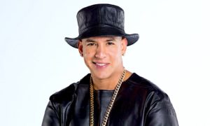 daddy yankee s body measurements 1000x600 300x180 - Daddy Yankee 'A Muerte' Contra El Cáncer