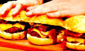 hamburguesas 300x180 - Hamburguesas Bien Clásicas