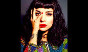 mon laferte 1 300x180 - Mon A Los Grammys