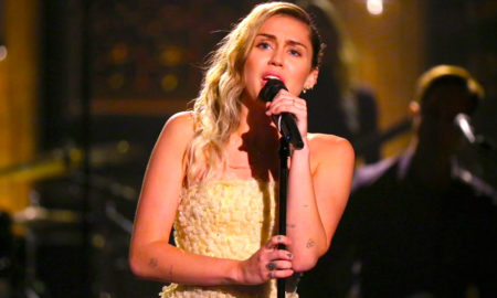 miley cyrus the climb 450x270 - Miley Canta Por Las Vegas