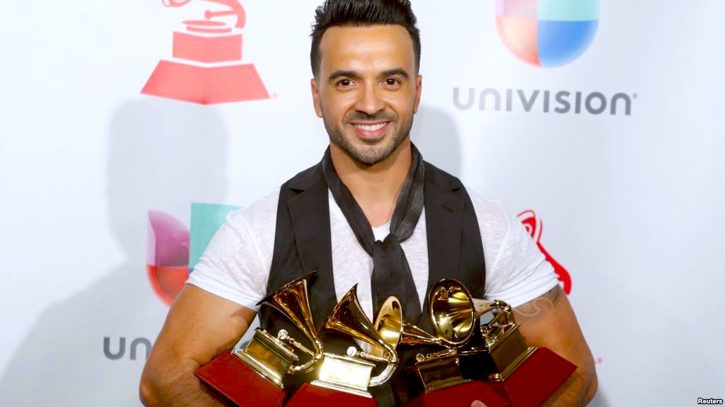 FONSI - Despacito Arrasa En Los Grammy Latinos