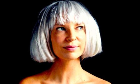 SIA 450x270 - Santa Sia