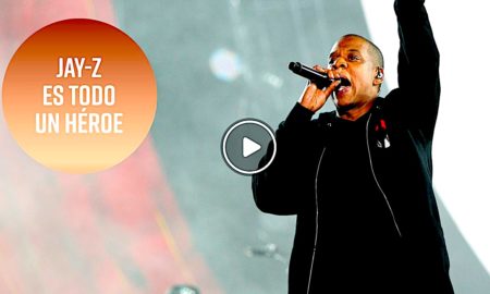 jay z cancer 450x270 - Jay-Z Sube A Una Sobreviviente De cáncer Al Escenario