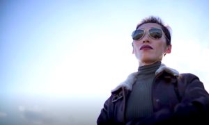 CHINA AVION 300x180 - La Mujer Que Renunció A Todo Por Seguir Sus Sueños