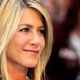 observant jennifer aniston desktop background 80x80 - ¡Jennifer Aniston Cumple 49 Años!