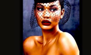 CHANEL 1 2 300x180 - Chanel Iman De Boda