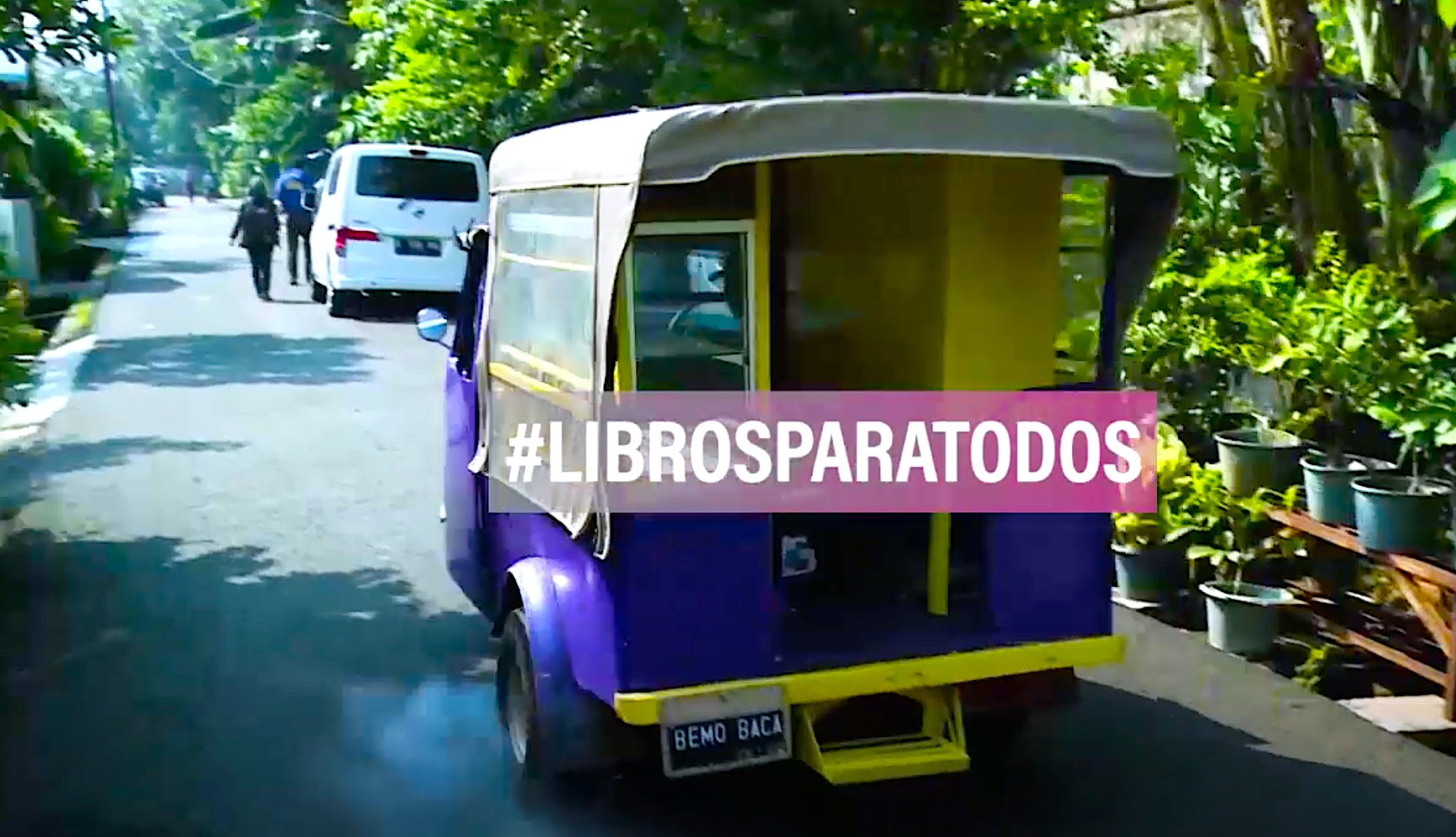 LIBROS - La Biblioteca Tuk-Tuk De Los Niños Indonesios