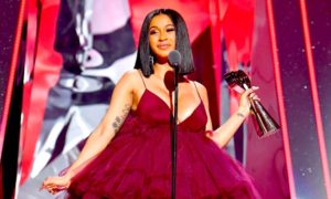 cardib 300x180 - Cardi B Ama A Sus Haters