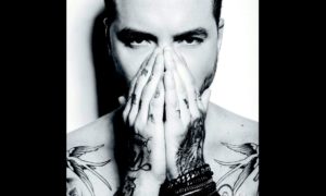 jbalvin 300x180 - Balvin Canta A 'Dime'... ¿A Maduro?