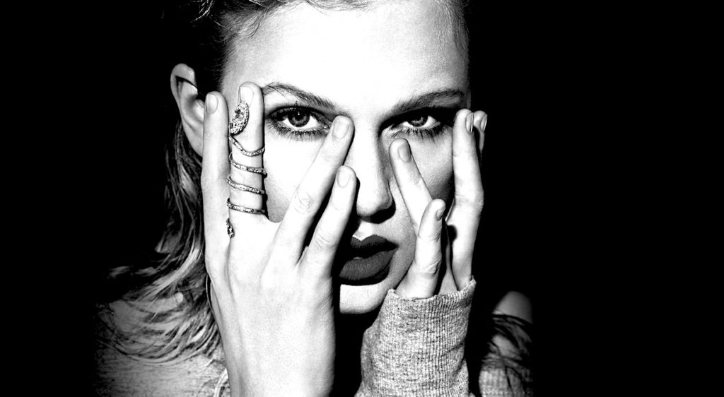 taylor swift 1024x562 - Taylor Swift arrasa con el lanzamiento editorial más grande de 2024