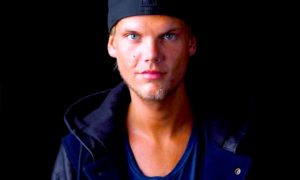 AVICII 300x180 - Piden Un Premio Billboard Para Avicii